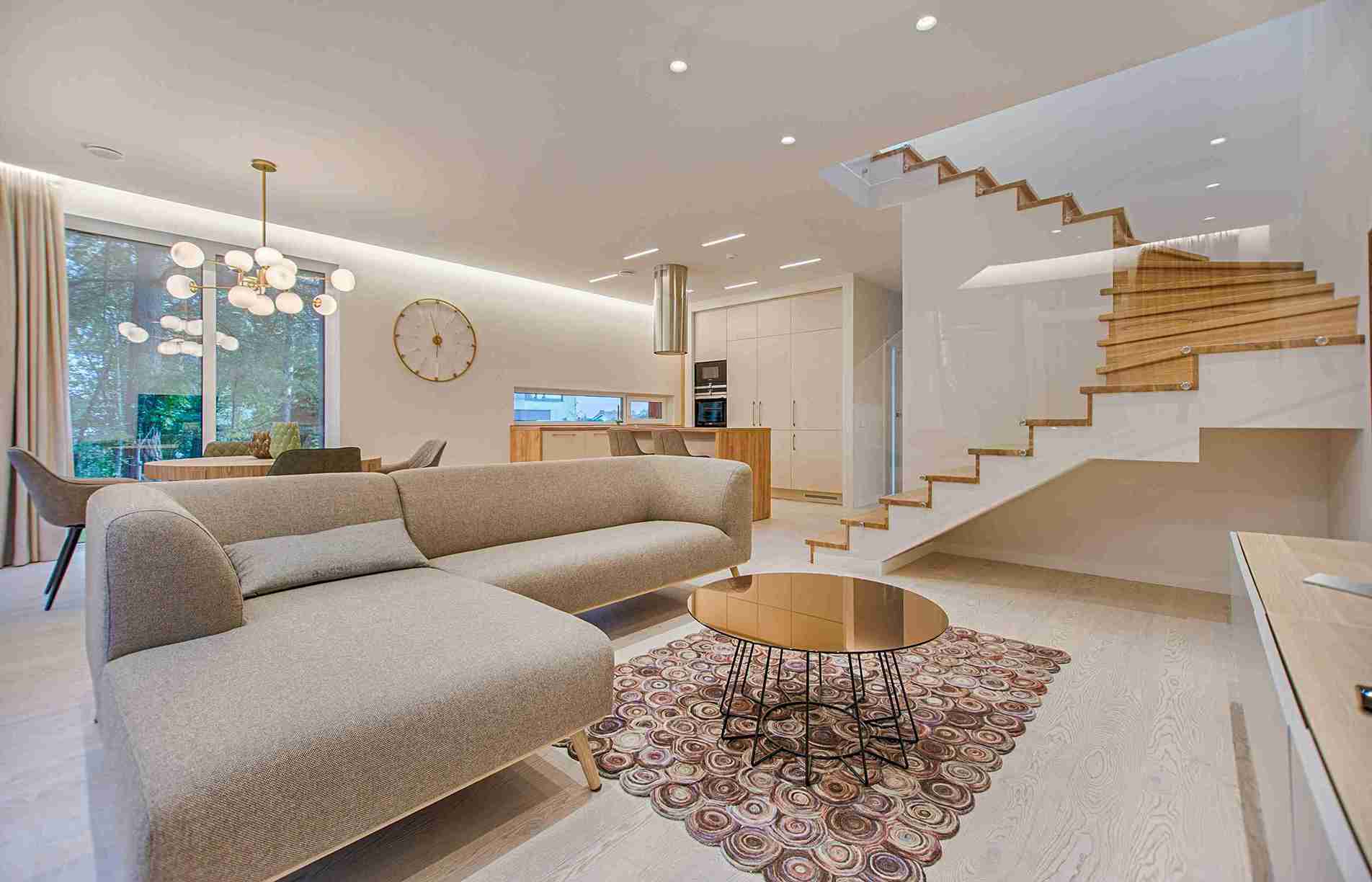 How Interior Companies in Dubai Integrate Traditional and Modern Design Elements